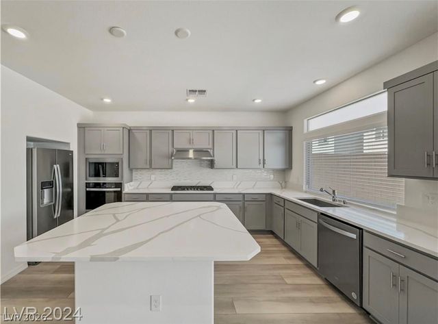 7128 Bold Rock Avenue, Las Vegas, NV 89113