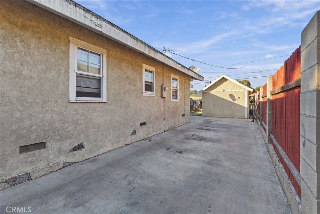 1019 W Pine Street, Santa Ana, CA 92703 — photo 4