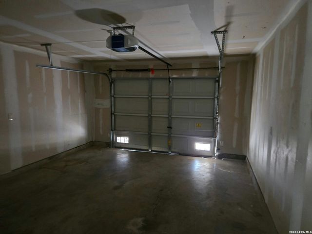 8211 Steep Valley, Converse, TX 78109
