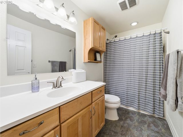 13467 Sw DEVONSHIRE Dr, Beaverton, OR 97005