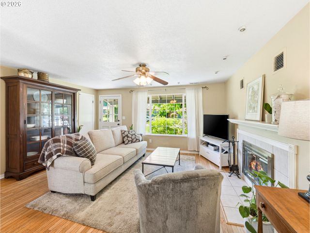 13467 Sw DEVONSHIRE Dr, Beaverton, OR 97005