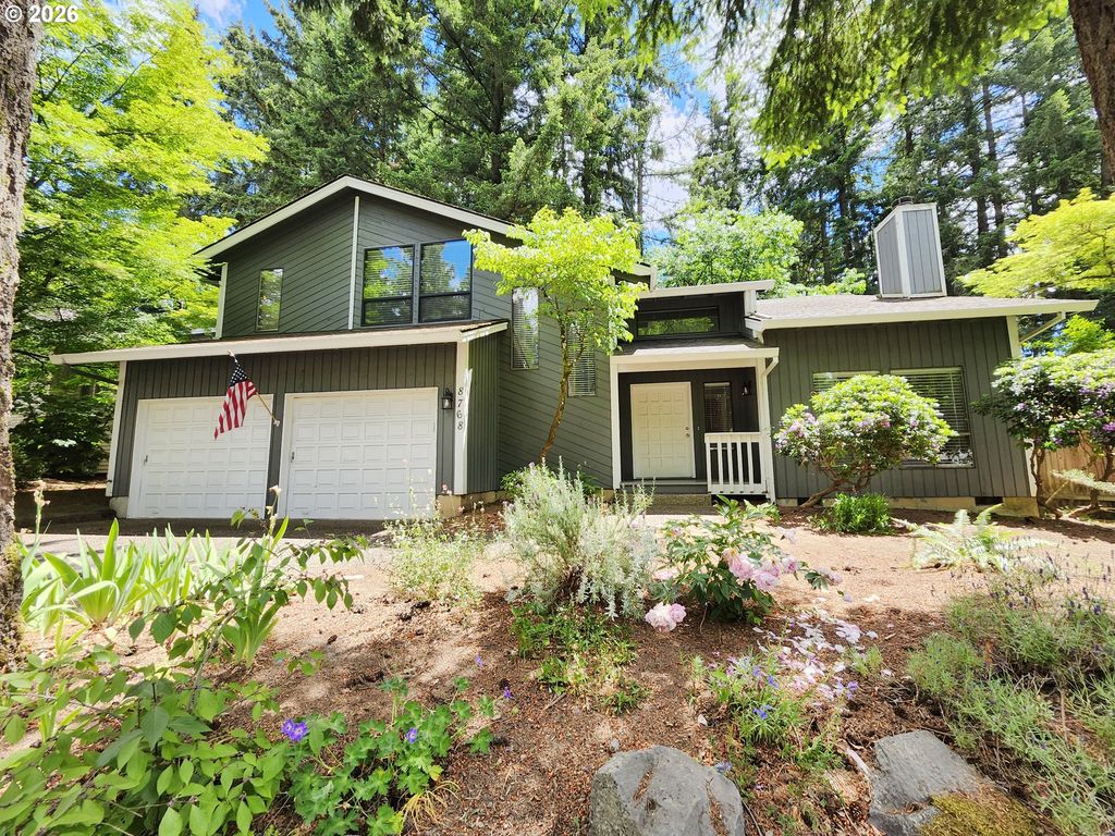 8768 Sw IROQUOIS Dr, Tualatin, OR 97062