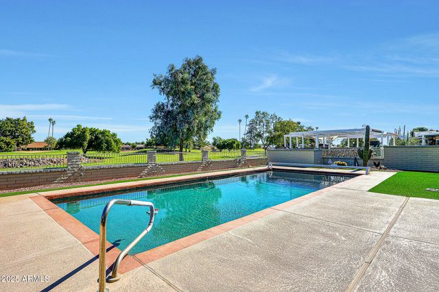 17427 N LINDGREN Avenue, Sun City, AZ 85373