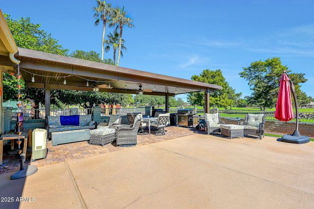 17427 N LINDGREN Avenue, Sun City, AZ 85373