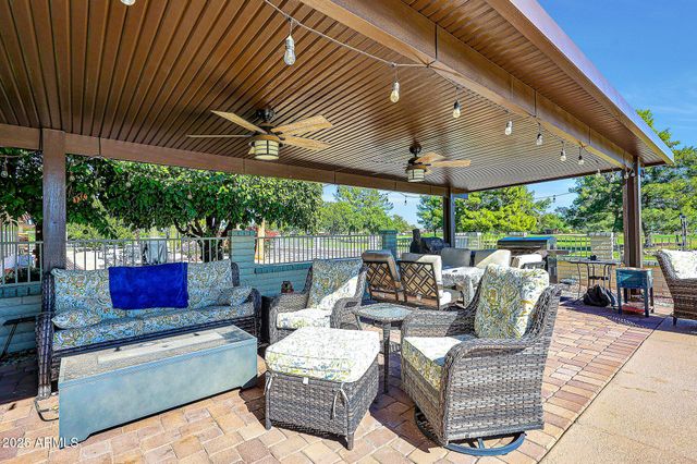 17427 N LINDGREN Avenue, Sun City, AZ 85373