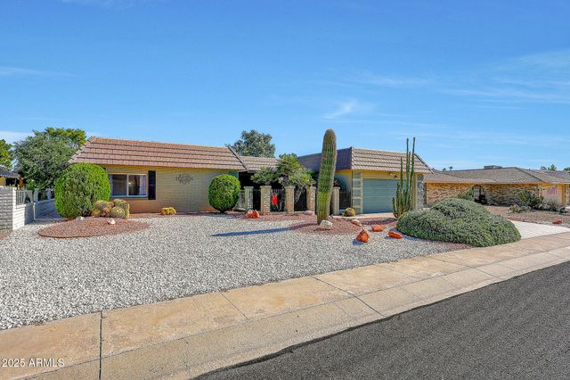 17427 N LINDGREN Avenue, Sun City, AZ 85373