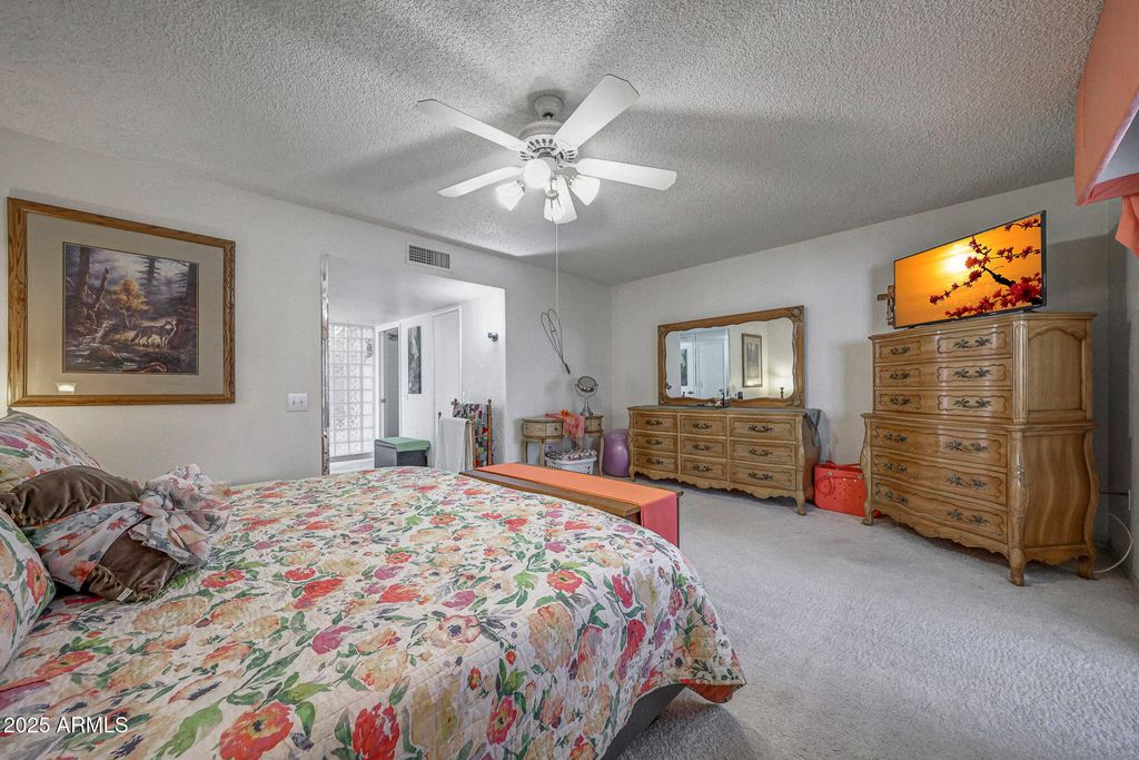 17427 N LINDGREN Avenue, Sun City, AZ 85373 — photo 4