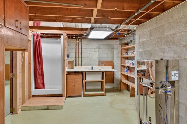4107 N Herald Rd, Spokane, WA 99206