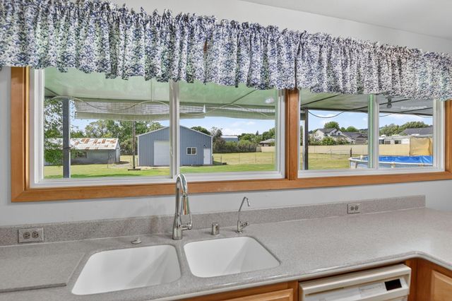 4107 N Herald Rd, Spokane, WA 99206