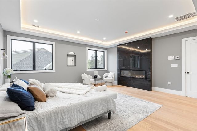 52 Hancock Street, Needham, MA 02492