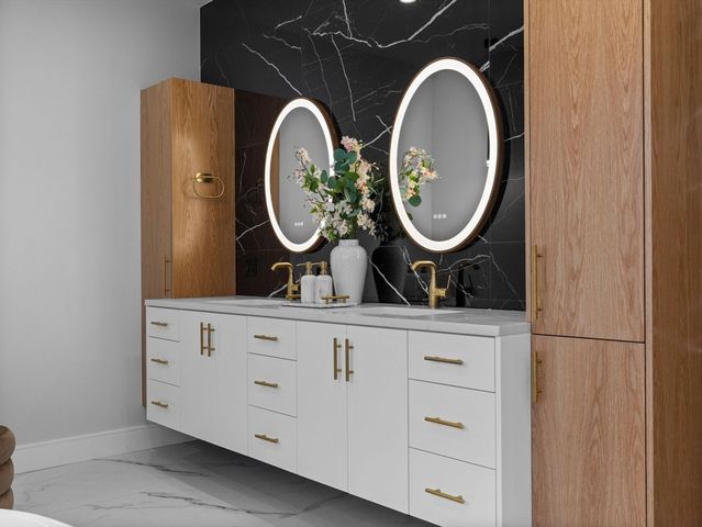 52 Hancock Street, Needham, MA 02492