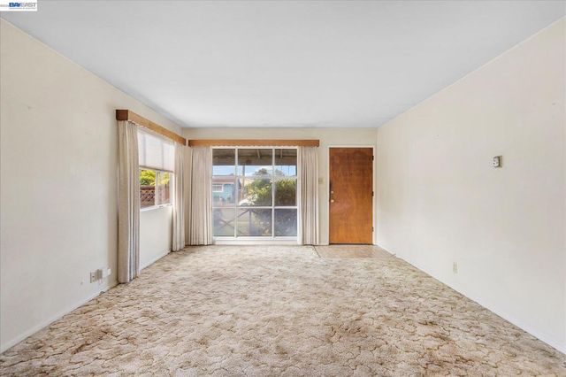 26350 Stryker St, Hayward, CA 94545