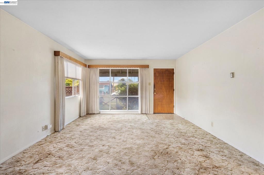 Image 30 of property listing at 26350 Stryker St, Hayward, CA 94545