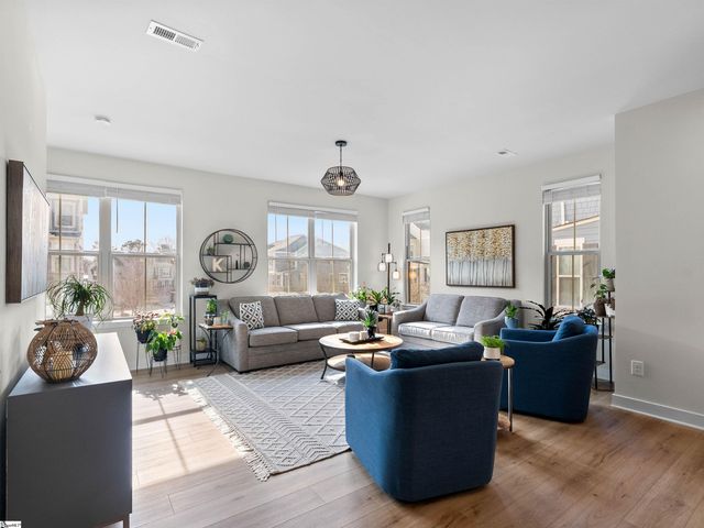 14 Questover Drive, Greenville, SC 29607