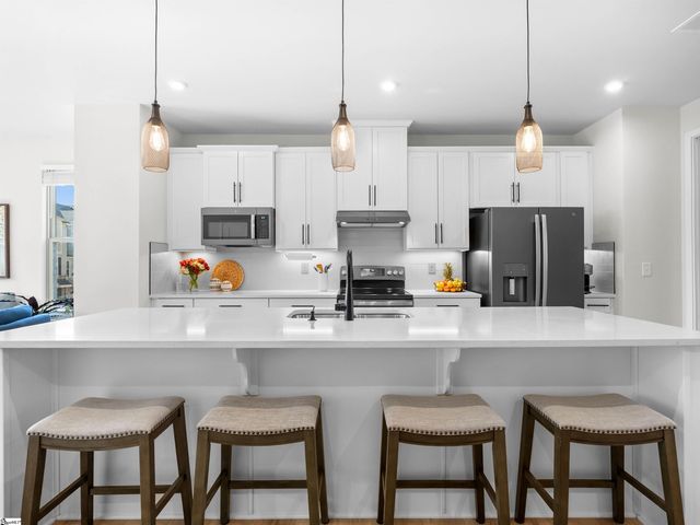 14 Questover Drive, Greenville, SC 29607