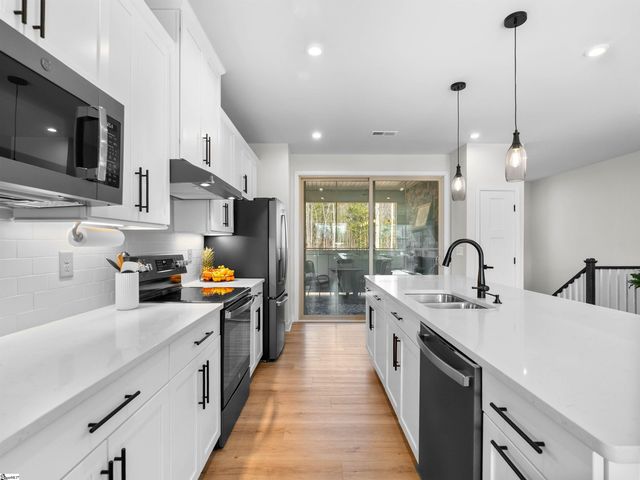 14 Questover Drive, Greenville, SC 29607