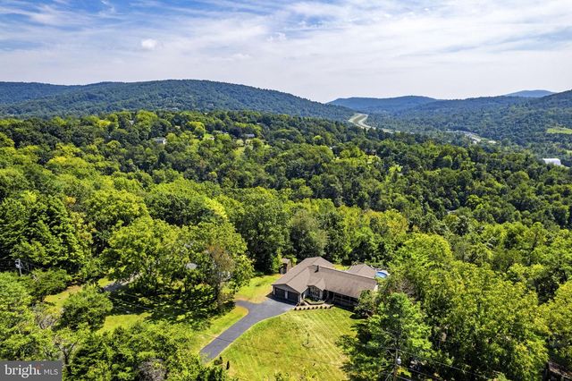 149 KING DAVID DR, Linden, VA 22642