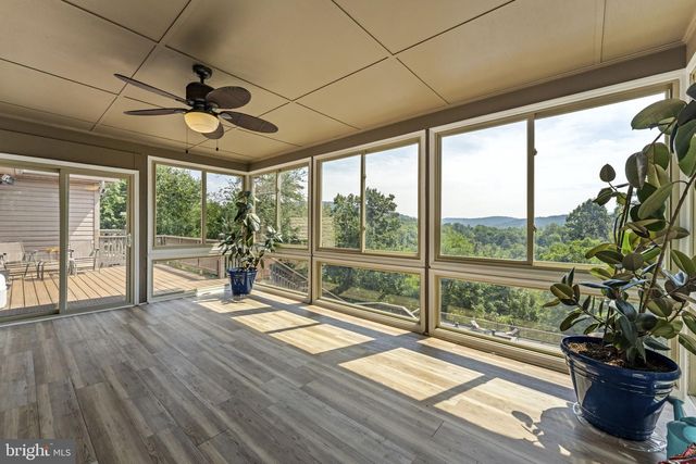 149 KING DAVID DR, Linden, VA 22642