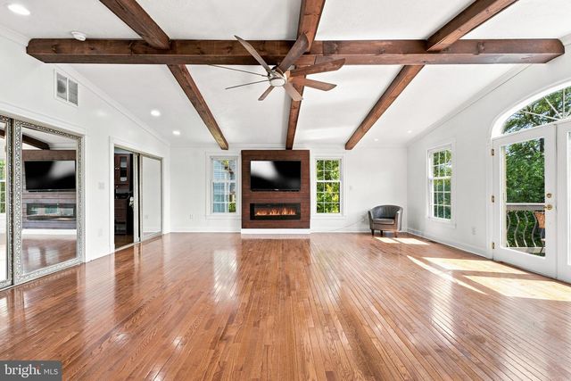 149 KING DAVID DR, Linden, VA 22642