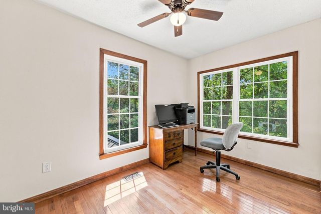 149 KING DAVID DR, Linden, VA 22642