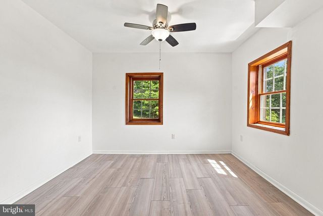 149 KING DAVID DR, Linden, VA 22642