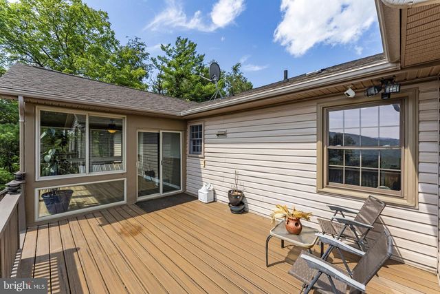 149 KING DAVID DR, Linden, VA 22642