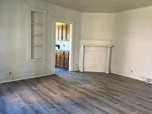 125 N Chestnut St, City Of But Nw, PA 16001