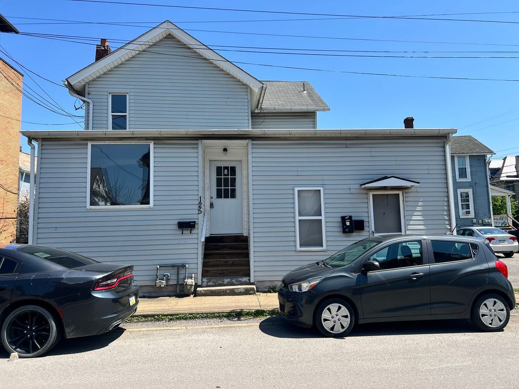 125 N Chestnut St, City Of But Nw, PA 16001