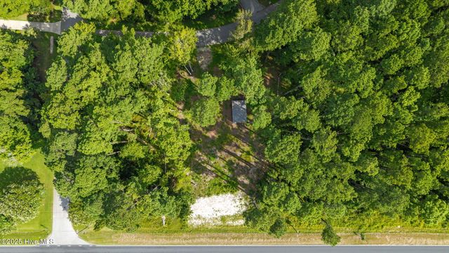 690 Oriental Road, Oriental, NC 28571