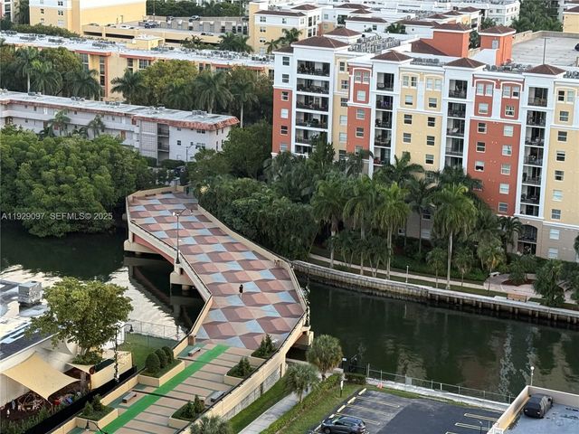 251 SE 174th St 2012, Sunny Isles Beach, FL 33160