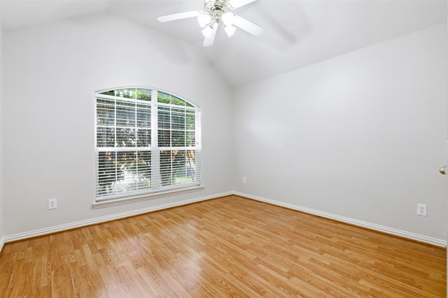 6109 Gillispie Drive, Fort Worth, TX 76132