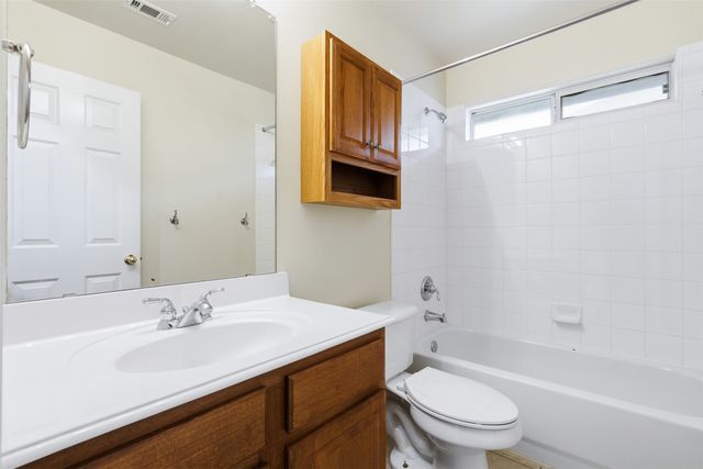 6109 Gillispie Drive, Fort Worth, TX 76132