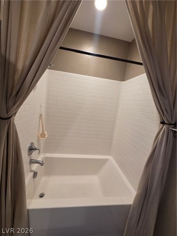8577 Insignia Avenue 103, Las Vegas, NV 89178