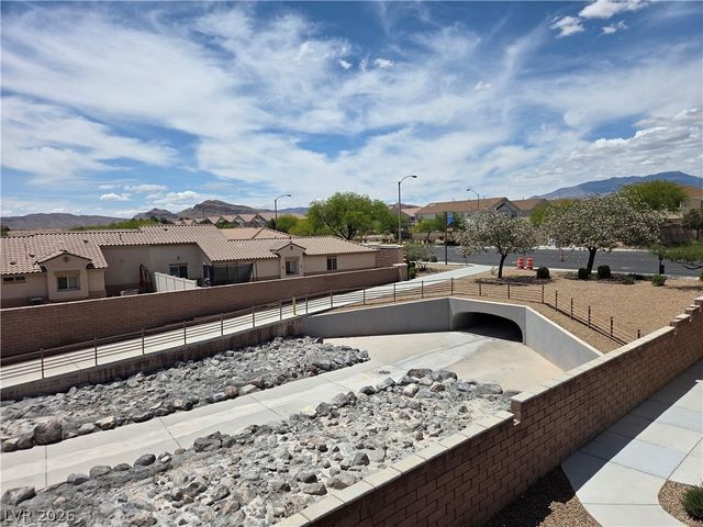 8577 Insignia Avenue 103, Las Vegas, NV 89178