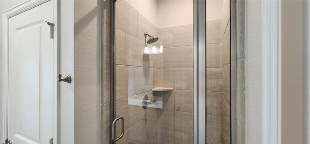 348 Banyon DR, Liberty Hill, TX 78642