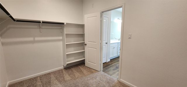 348 Banyon DR, Liberty Hill, TX 78642