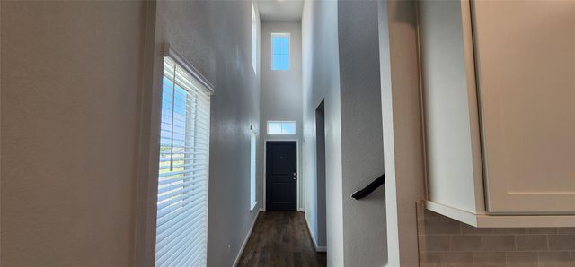 348 Banyon DR, Liberty Hill, TX 78642