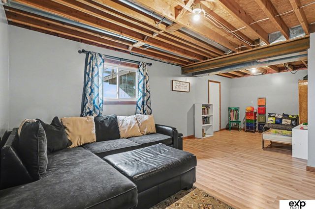 240 Riverview Drive, Blair, NE 68008