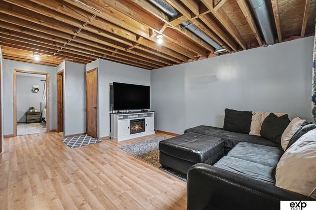 240 Riverview Drive, Blair, NE 68008