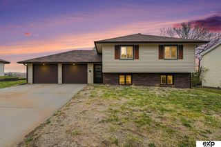 240 Riverview Drive, Blair, NE 68008