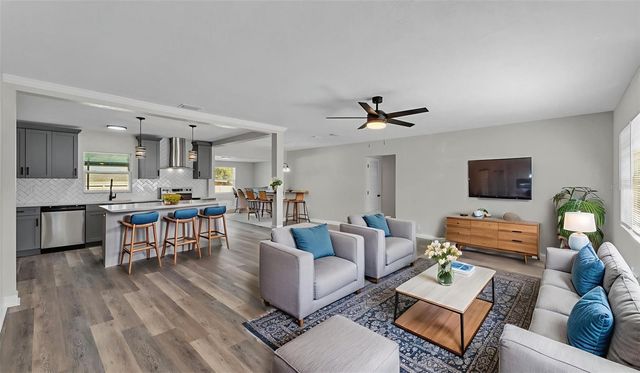 1599 AVENUE E NE, Winter Haven, FL 33881