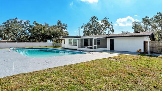 1599 AVENUE E NE, Winter Haven, FL 33881