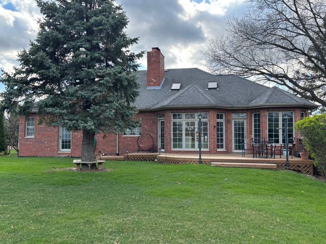 8839 S 83rd Avenue, Hickory Hills, IL 60457