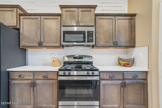 14809 Tierra Escape Avenue, El Paso, TX 79938