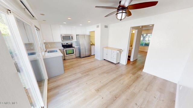 588 Rio Grande Circle, Thousand Oaks, CA 91360