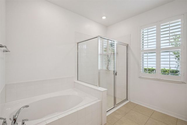 211 LUGANO WAY, Debary, FL 32713