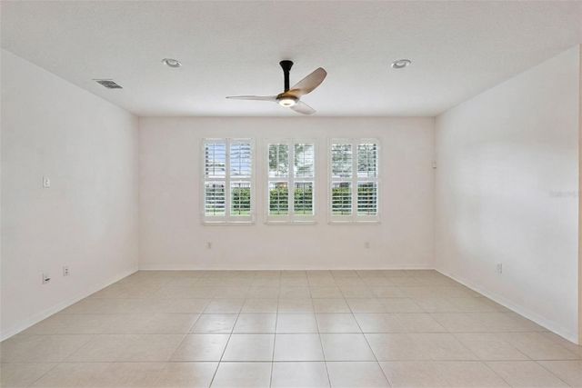 211 LUGANO WAY, Debary, FL 32713