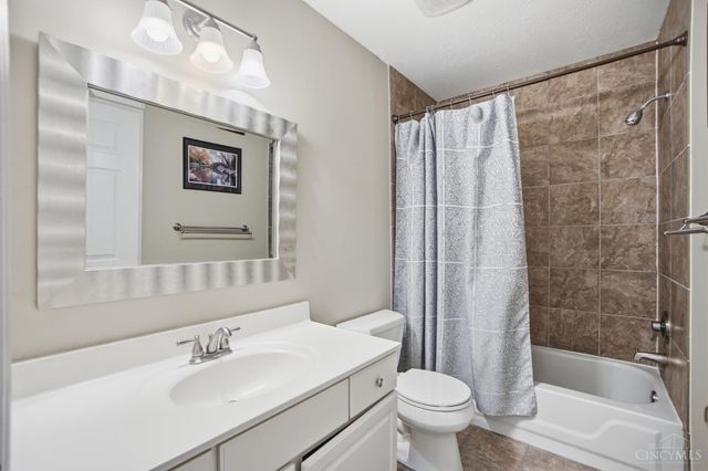 8810 Charleston Hill Court, Deerfield Twp., OH 45040