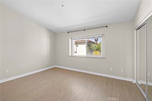 1940 Maple Avenue 111, Costa Mesa, CA 92627
