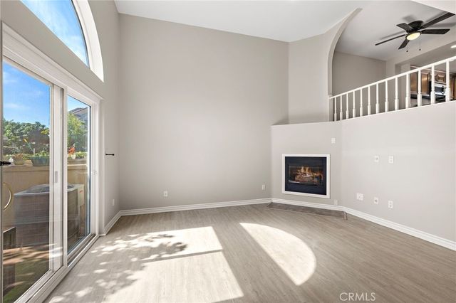 1940 Maple Avenue 111, Costa Mesa, CA 92627